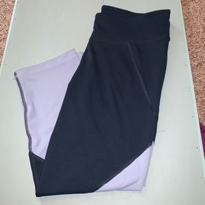 NWOT cropped workout leggings | aeropostale